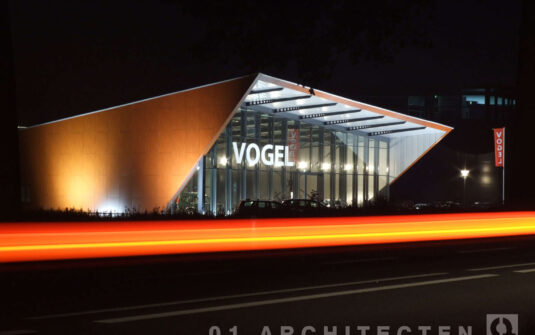 Nieuwbouw bedrijfspand autobedrijf Vogel te Nijverdal 01 Architecten zakelijk